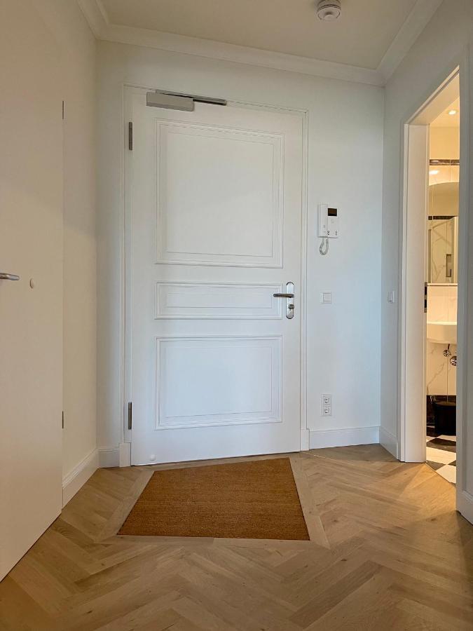 Cls Zentrale City-Wohnung In Hamburg Mit E-Laden Und Tiefgarage, Grosser Balkon, Blick Ueber Hamburg, Parkplatz, Cafe Im Haus, Bushaltestelle Direkt Gegenueber, Flex Check In Ngoại thất bức ảnh