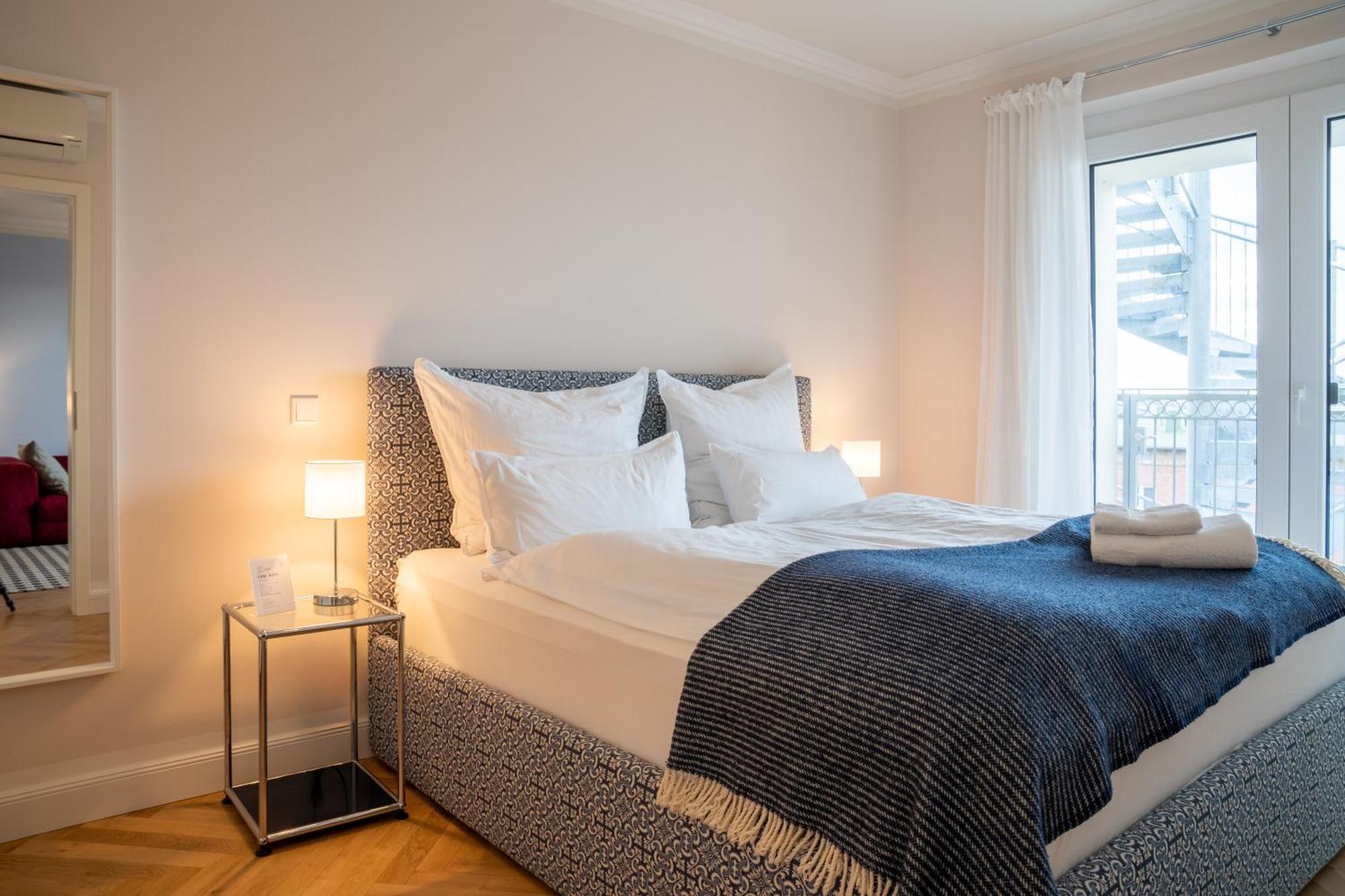Cls Zentrale City-Wohnung In Hamburg Mit E-Laden Und Tiefgarage, Grosser Balkon, Blick Ueber Hamburg, Parkplatz, Cafe Im Haus, Bushaltestelle Direkt Gegenueber, Flex Check In Ngoại thất bức ảnh