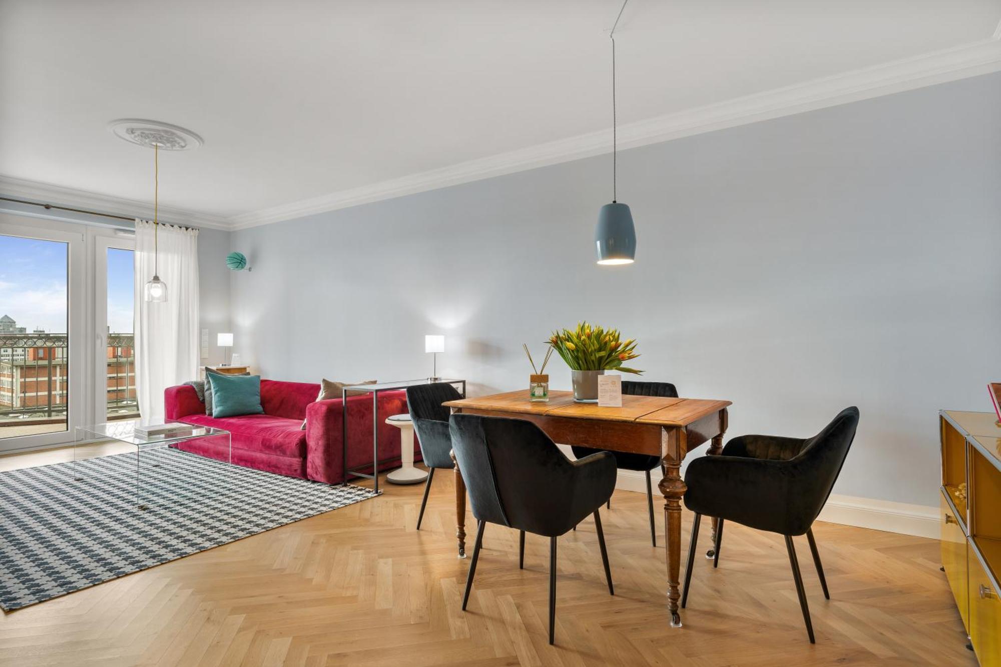 Cls Zentrale City-Wohnung In Hamburg Mit E-Laden Und Tiefgarage, Grosser Balkon, Blick Ueber Hamburg, Parkplatz, Cafe Im Haus, Bushaltestelle Direkt Gegenueber, Flex Check In Ngoại thất bức ảnh