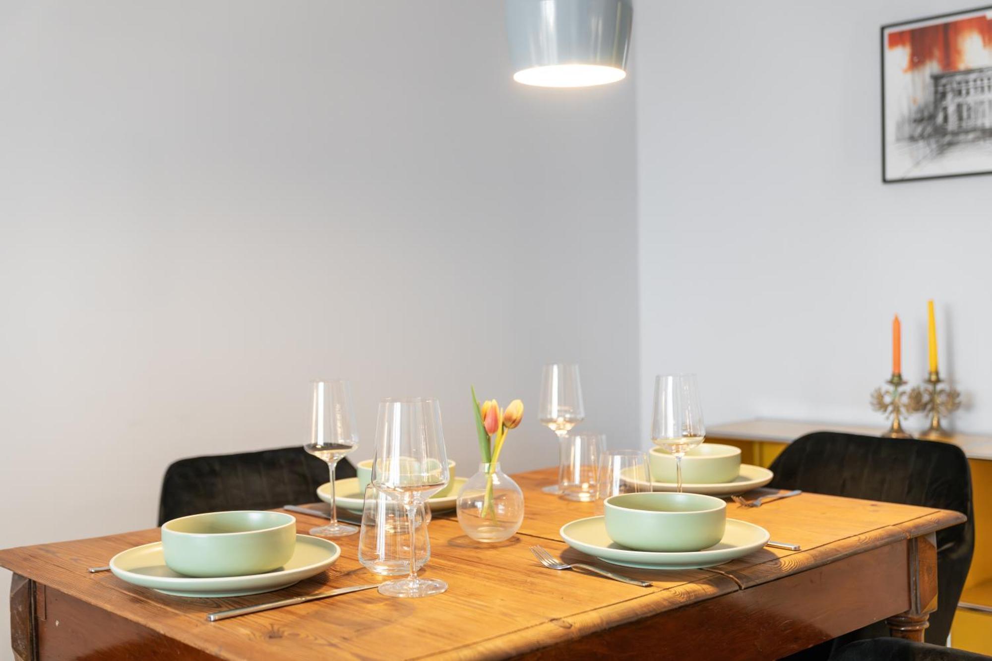 Cls Zentrale City-Wohnung In Hamburg Mit E-Laden Und Tiefgarage, Grosser Balkon, Blick Ueber Hamburg, Parkplatz, Cafe Im Haus, Bushaltestelle Direkt Gegenueber, Flex Check In Ngoại thất bức ảnh